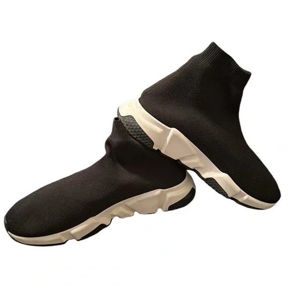 BALENCIAGA | Men’s‎ Black/White Logo Text Speed Runner Graffiti Sneakers Size 9 - Picture 6 of 12